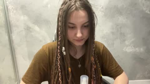 Amanda online show from March 11, 8:17 am