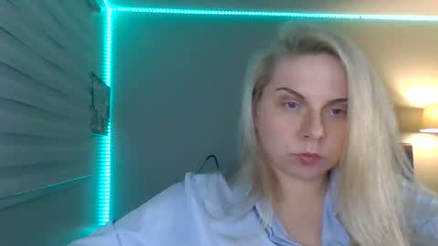 Amanda online show from November 26, 8:44 am