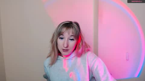 Amanda online show from April 14, 6:27 am