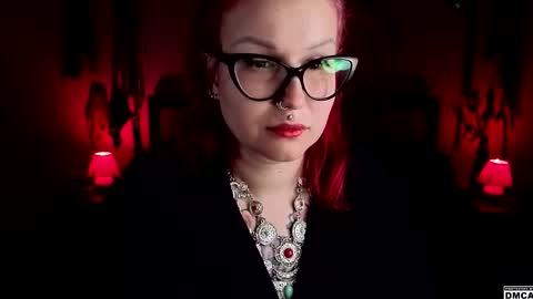 Goddess Amanita online show from November 14, 1:57 pm