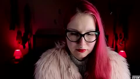 Goddess Amanita online show from December 22, 12:01 pm