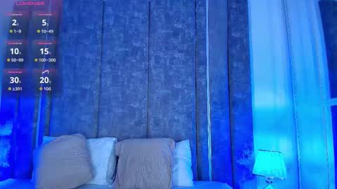 Emily online show from December 21, 12:22 pm