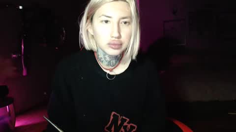 Snapshot of amayamalina chatting on December 7, 3:20 am Malina online show from December 7, 3:20 am