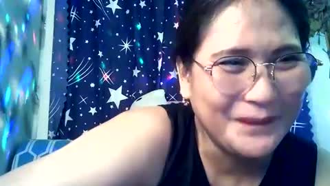 amazing angel online show from February 24, 1:19 am