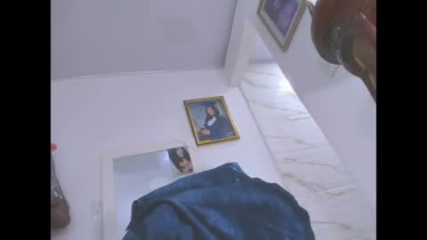 Vivi online show from May 12, 3:59 am