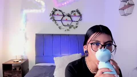 ambar_gh1 online show from July 24, 2:09 am