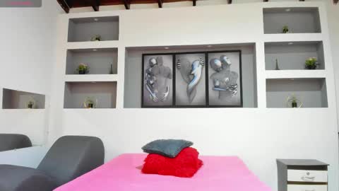 Ambar  online show from October 23, 2:51 pm