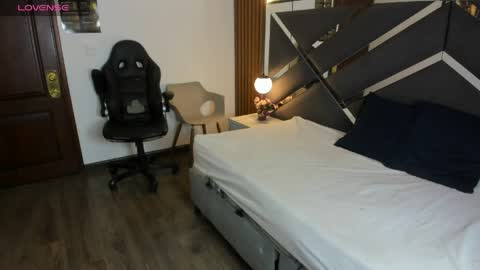 Ambar Ross online show from March 27, 1:45 pm