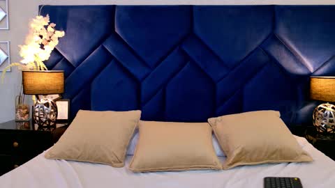 AmbarSantany  online show from November 14, 1:19 am