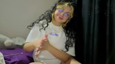 Amber  online show from February 24, 4:15 am