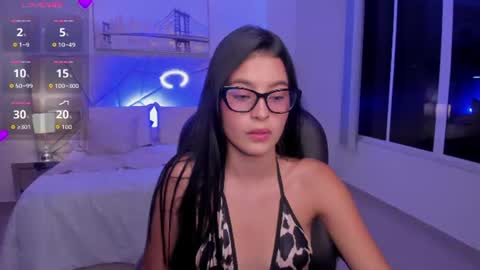amber_willow online show from July 5, 11:45 pm