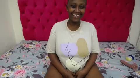 amberdiamondmmm online show from October 15, 7:10 am