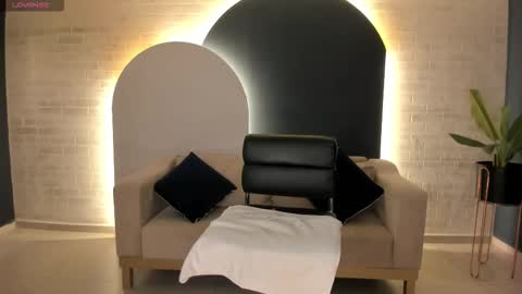 Amber Fox online show from November 27, 3:20 pm