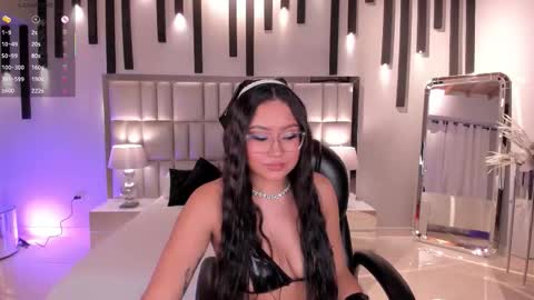 Amber  online show from November 1, 4:00 am