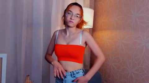 Sofia online show from October 17, 4:49 am