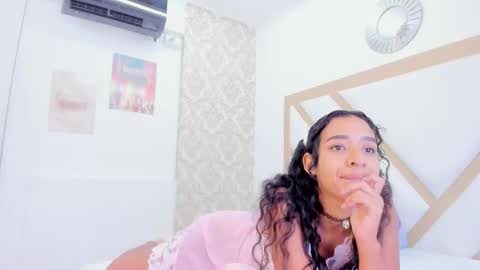 Snapshot of amberr_sweet_ chatting on September 15, 10:44 pm Amberr Sweet  online show from September 15, 10:44 pm