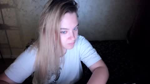 ambrosia__ online show from September 17, 4:05 am
