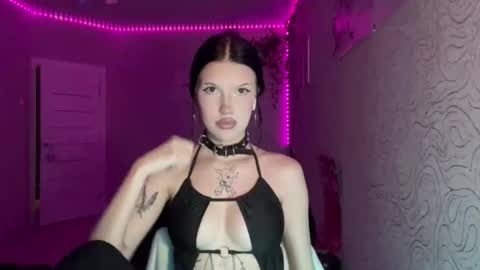 Alica online show from December 18, 4:02 pm