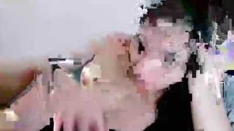 Kate online show from May 12, 7:28 am