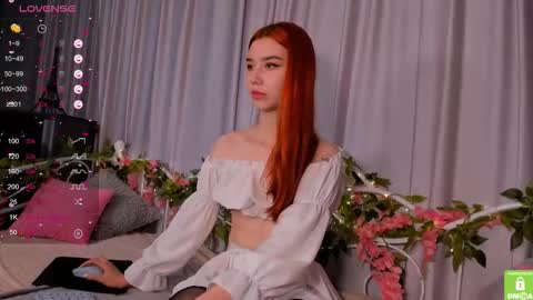 Snapshot of amelia_skyy chatting on September 25, 2:51 am Anna online show from September 25, 2:51 am