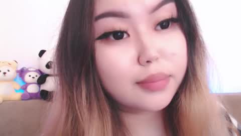 Amelia online show from May 1, 8:58 pm