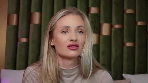 Snapshot of ameliaangell chatting on January 6, 10:24 am Amelia online show from January 6, 10:24 am