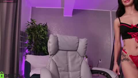 Snapshot of ameliamarisx chatting on October 15, 6:53 pm Amelia online show from October 15, 6:53 pm