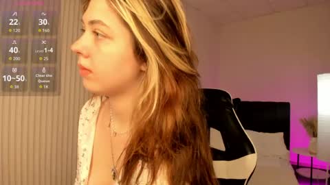 Ameliia castro online show from June 29, 3:36 am