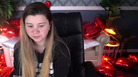 amellymillyy online show from February 22, 2:52 pm