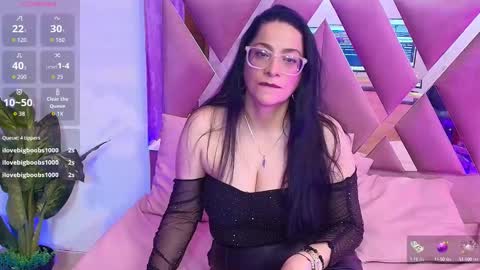 Snapshot of amely_tay chatting on October 17, 5:50 pm AMELY online show from October 17, 5:50 pm
