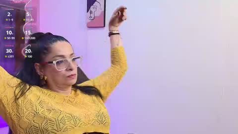 Snapshot of amely_tay chatting on October 15, 5:36 pm AMELY online show from October 15, 5:36 pm