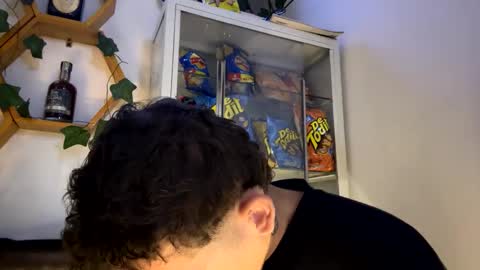 Lucian online show from March 26, 12:06 am