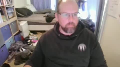 Andy online show from March 3, 12:26 am