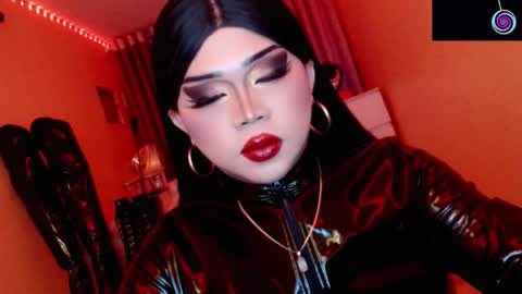 Queen Mireska online show from March 28, 6:20 pm