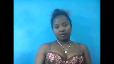 amielle_01 online show from May 16, 5:44 pm