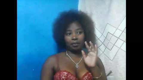 amielle_01 online show from May 12, 10:41 pm