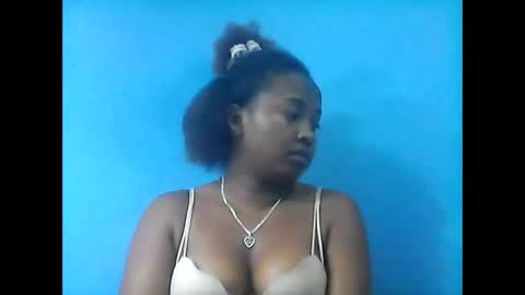 amielle_01 online show from May 18, 4:07 am