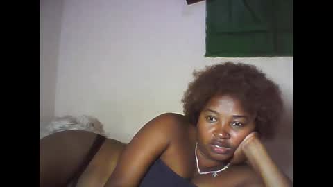 amielle_01 online show from April 21, 3:30 pm
