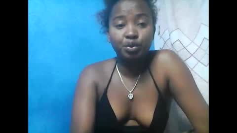 amielle_01 online show from May 11, 10:40 pm