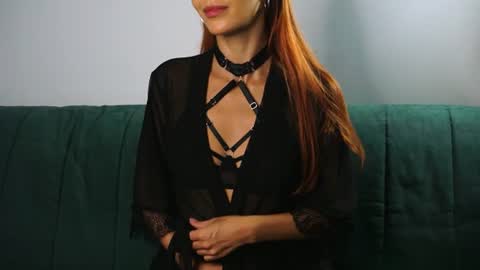 amilifox1 online show from July 16, 5:16 pm