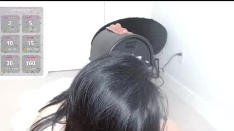 amilust online show from February 19, 9:25 pm