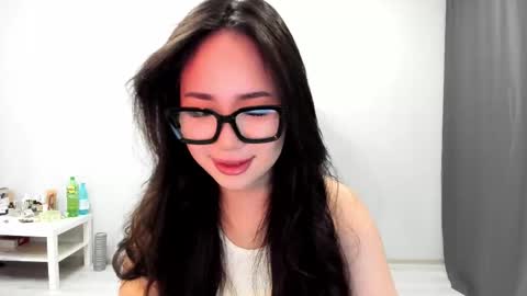 Amina online show from February 6, 5:48 pm