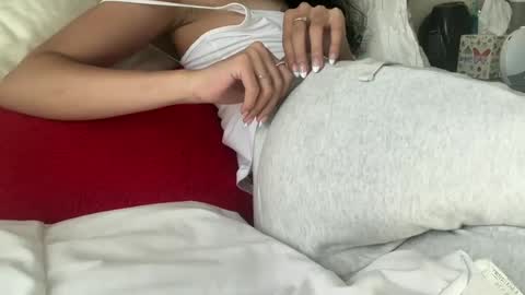 aminasura online show from July 8, 8:23 pm