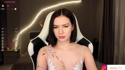 Ammy  dont forget to thumbs up me  online show from November 14, 10:06 am