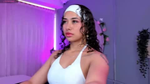 Ammy Nova online show from April 18, 7:40 pm