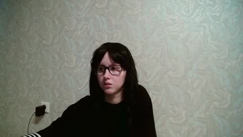 Amomira online show from December 18, 10:40 am