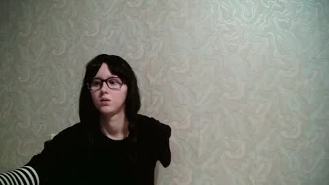 Amomira online show from December 18, 3:00 pm