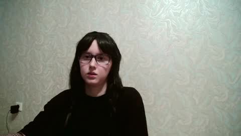 Amomira online show from April 19, 1:01 pm