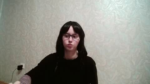 Amomira honeyx online show from May 29, 3:59 am