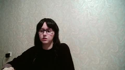 Amomira honeyx online show from May 18, 4:02 pm